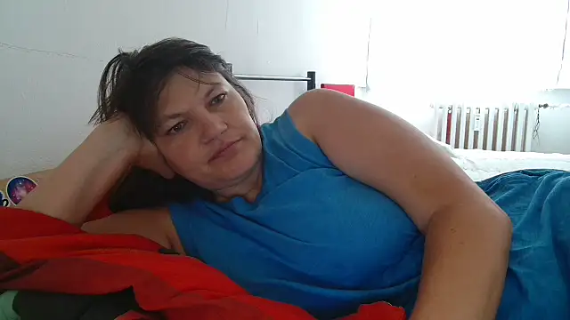 Lucinka1 online show from September 22, 7:10 am