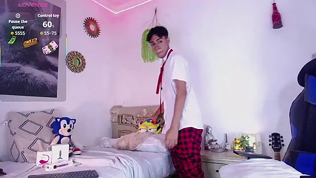 huge armound online show from October 9, 3:15 am