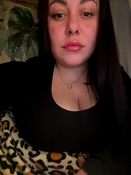 DaisyStreet online show from December 20, 2:35 pm