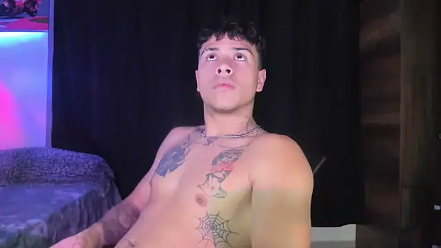 Dominic Biker   online show from December 15, 9:13 am