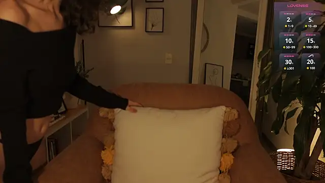 JulietteDee online show from November 4, 10:20 pm