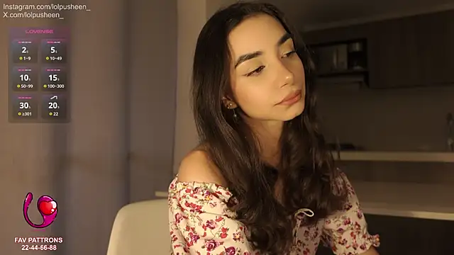 JulietteDee online show from May 18, 10:26 pm