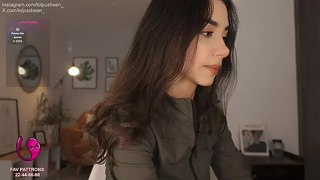 JulietteDee online show from May 19, 9:21 pm