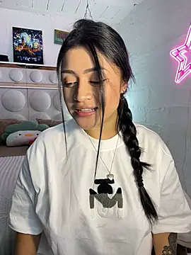 lucianaroy online show from January 15, 12:51 am