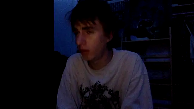 Snapshot of spicylaboi chatting on February 23, 3:48 am spicylaboi online show from February 23, 3:48 am