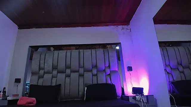 NikkySmiith online show from May 8, 11:26 am