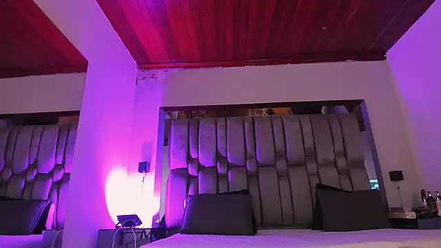 NikkySmiith online show from May 19, 11:27 am