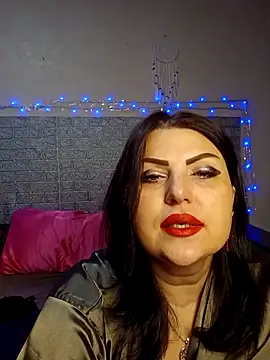 kataleya94 online show from May 9, 2:39 am