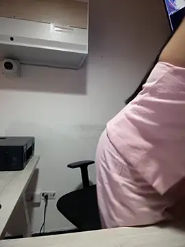 MarianaBenz online show from October 3, 10:18 pm