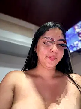 MarianaBenz online show from January 7, 11:40 pm