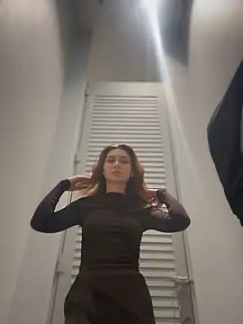 QuitieLia online show from October 14, 8:15 am