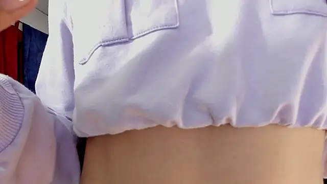 Snapshot of LyonGallego_ chatting on September 28, 8:09 am LyonGallego online show from September 28, 8:09 am