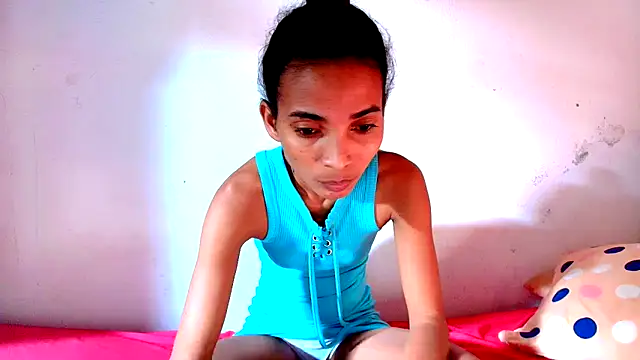 Snapshot of luciana_daza chatting on January 17, 9:28 pm luciana daza online show from January 17, 9:28 pm