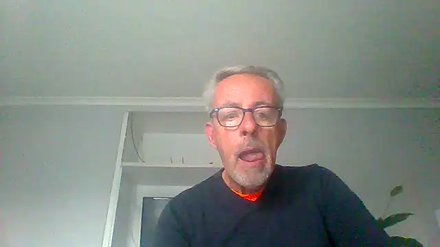 Snapshot of tuggy59 chatting on September 17, 4:58 am tuggy59 online show from September 17, 4:58 am