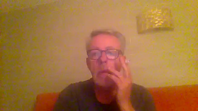 tuggy59 online show from May 5, 4:20 am