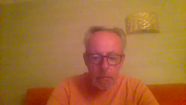 tuggy59 online show from May 7, 4:40 am