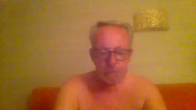 tuggy59 online show from May 9, 4:50 am