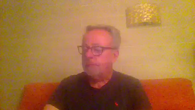tuggy59 online show from May 19, 3:46 am