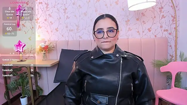 taylor bennet online show from March 29, 12:05 pm