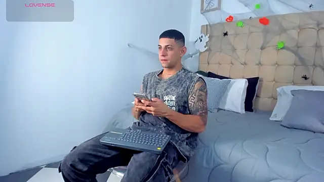 Alex cute77 online show from November 4, 11:20 am