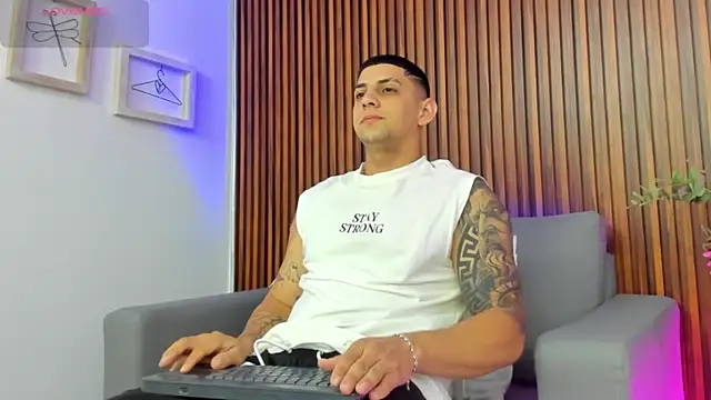 Alex cute77 online show from May 11, 11:49 am