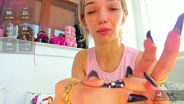 Sassy Teen online show from May 14, 7:37 am