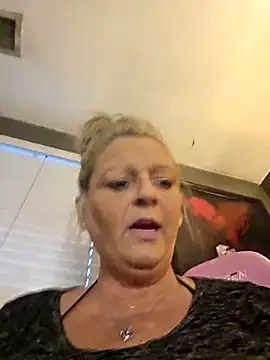 Southern Bella online show from December 2, 4:57 pm