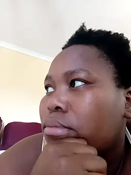 Real1SweetQueen online show from March 8, 11:37 am