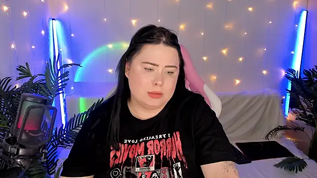 Akemi BBW online show from December 26, 9:15 pm