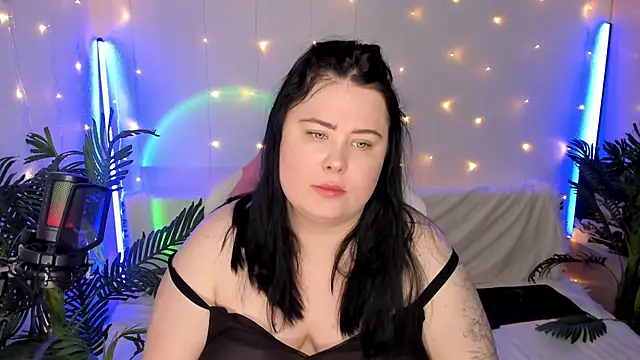 Akemi BBW online show from December 27, 6:20 pm