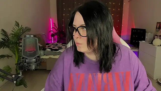 Akemi BBW online show from October 10, 5:12 pm