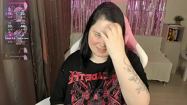 Akemi BBW online show from May 7, 7:58 am