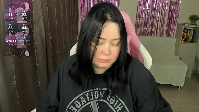 Akemi BBW online show from May 9, 8:52 am