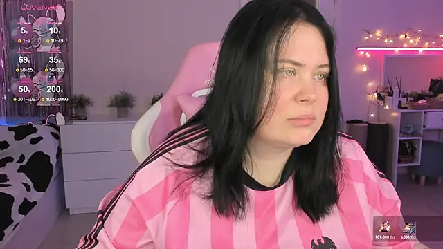 Akemi BBW online show from May 16, 8:55 am