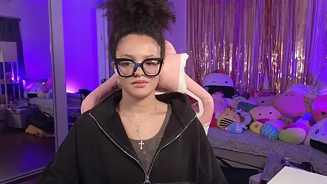 Snapshot of princessamberxo chatting on June 16, 3:25 pm princessamberxo online show from June 16, 3:25 pm