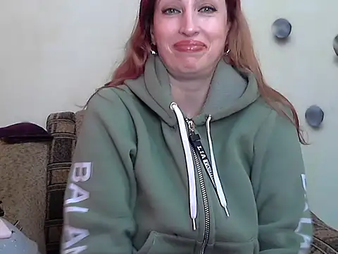 Jillian Pattie online show from November 24, 1:33 pm