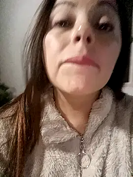 Snapshot of seherlatin chatting on February 12, 1:52 am seherlatin online show from February 12, 1:52 am