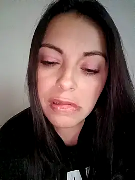 Snapshot of seherlatin chatting on February 20, 11:10 pm seherlatin online show from February 20, 11:10 pm