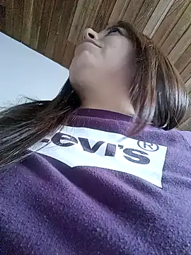 seherlatin online show from October 4, 8:40 pm