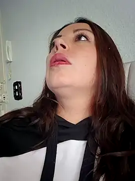 seherlatin online show from November 29, 8:56 pm