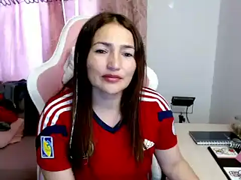 Snapshot of EVA_GRAYS chatting on February 10, 10:40 pm EVA GRAYS online show from February 10, 10:40 pm