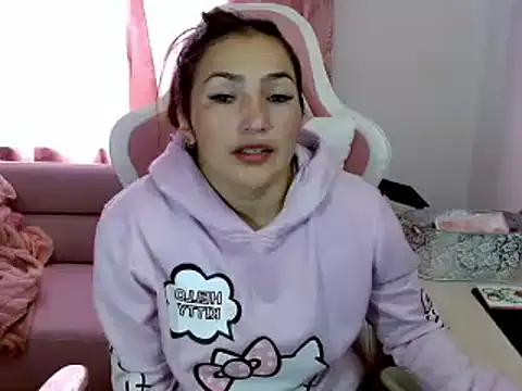 Snapshot of EVA_GRAYS chatting on February 22, 5:35 pm EVA GRAYS online show from February 22, 5:35 pm