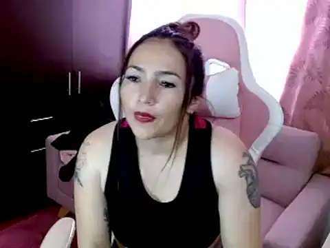 Snapshot of EVA_GRAYS chatting on March 6, 6:26 pm EVA GRAYS online show from March 6, 6:26 pm