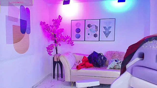 Isa reel online show from October 15, 7:47 pm