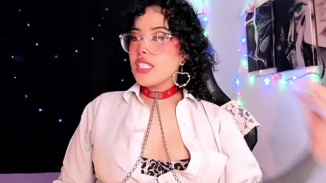 willow poisson online show from February 7, 5:27 pm