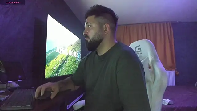 Eduu2322 online show from November 7, 9:59 pm