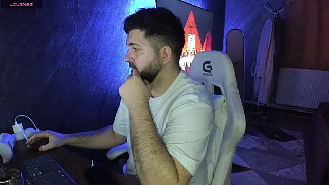 Snapshot of Eduu2322 chatting on February 25, 10:08 pm Eduu2322 online show from February 25, 10:08 pm