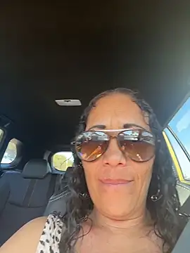 Neecy Carter online show from March 15, 1:39 pm