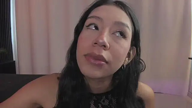 AdammClark1 online show from November 18, 9:41 pm