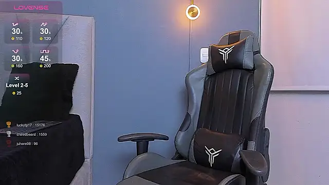 Adrian Torres  online show from December 2, 5:48 am